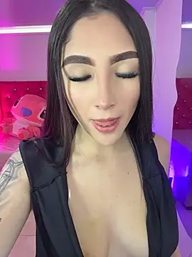Watch babyy_nicols_m live on EroticFlix - High definition streams