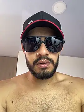 Elferjuan1310 webcam