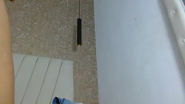 AliceSmity__ webcam