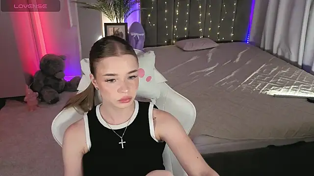 Watch Milla_Way live on EroticFlix - High definition streams