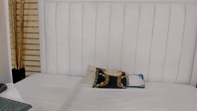 lia_monroe1 webcam