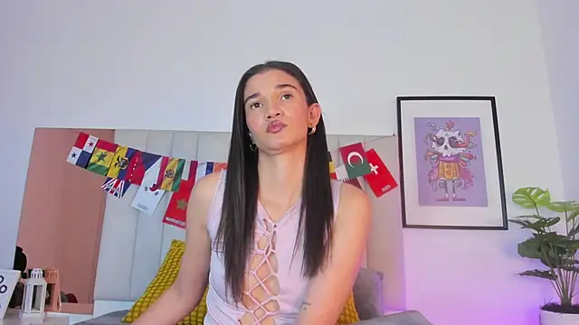 Holly_Cerett webcam