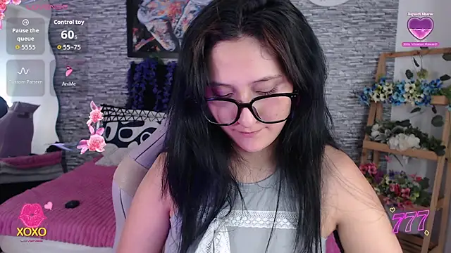 eyes_moonn webcam