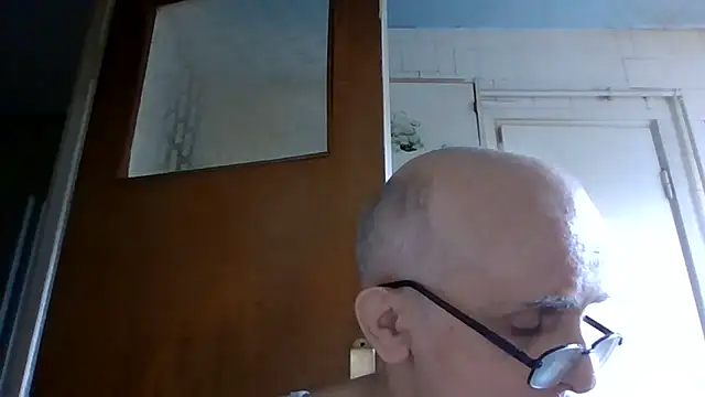 mariusica1@xh webcam
