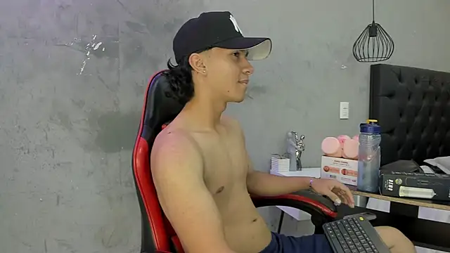 ricky_backus webcam