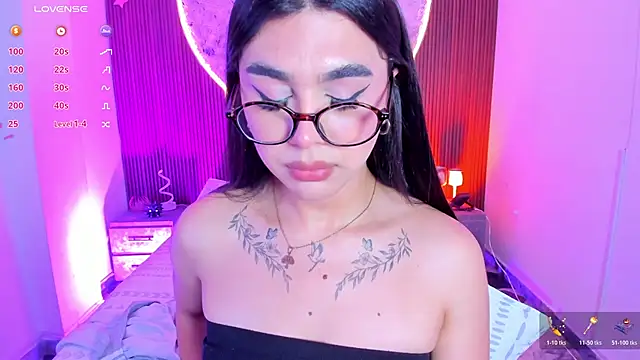 RoseCassie webcam