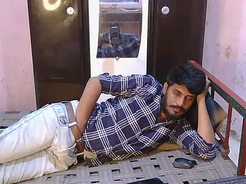 HotXKrish webcam