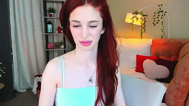 ChristinaConteeree webcam