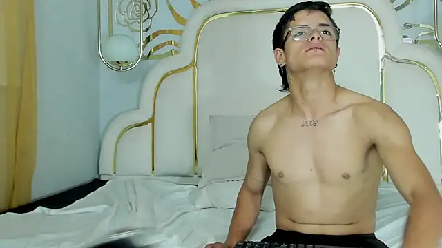 midnightlust_vc webcam