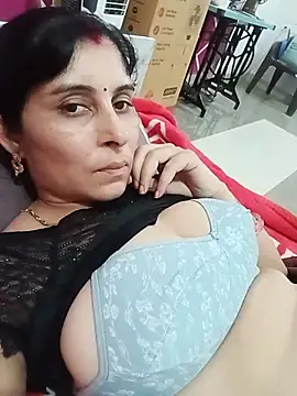 Hot_ree85 webcam
