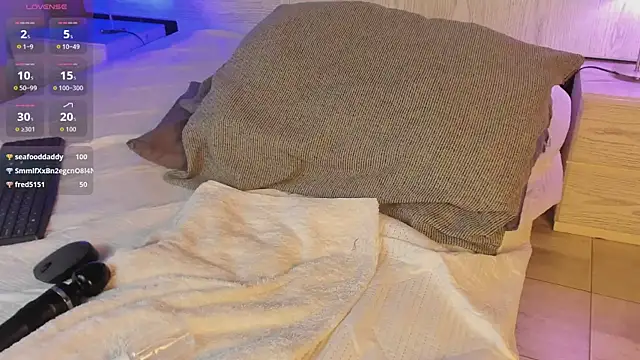 angelina_hilton webcam