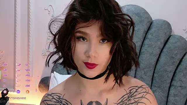 Emily-Cooper- webcam