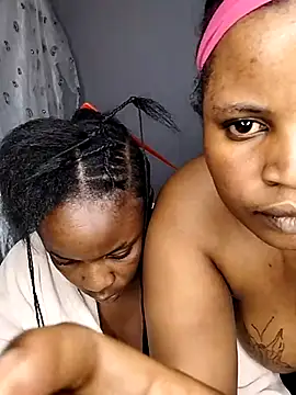 JuicyHoney_01 webcam