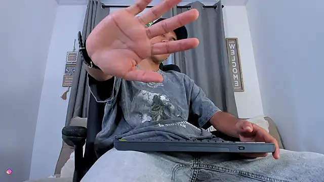 NickCopeer_ webcam