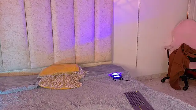 isabellelane_cs webcam
