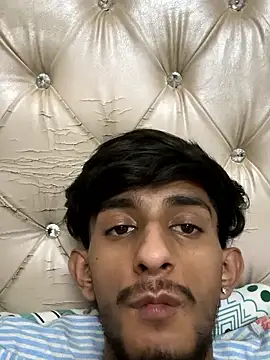 ronnnnn718 webcam