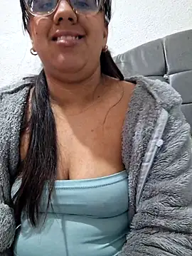 ZaidaWet webcam