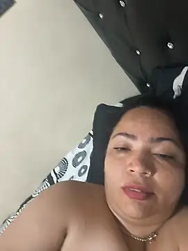 NIKOLE1301 webcam