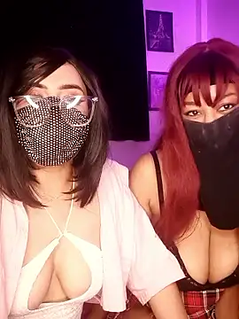 Bayan-Queen webcam