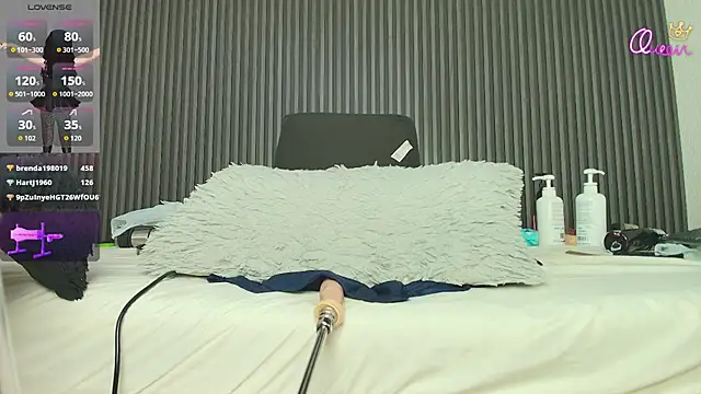 hazel_milf - Hazel_milf's free webcam - UK Sex Cams