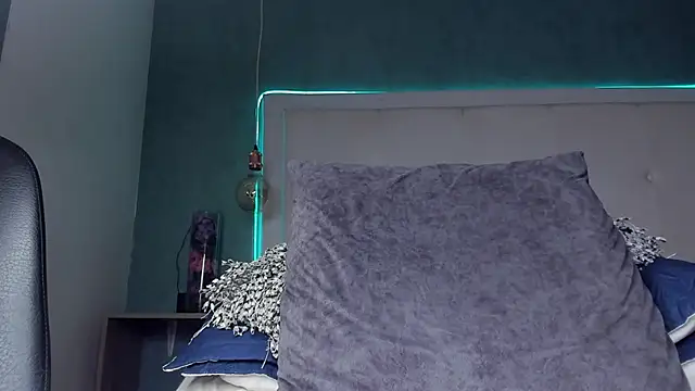 mia_gomez7 webcam