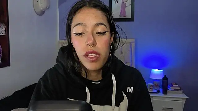 stephania_t webcam