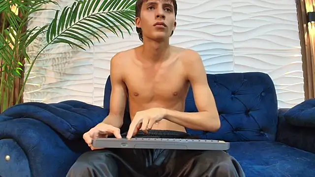 Pavo_tv webcam