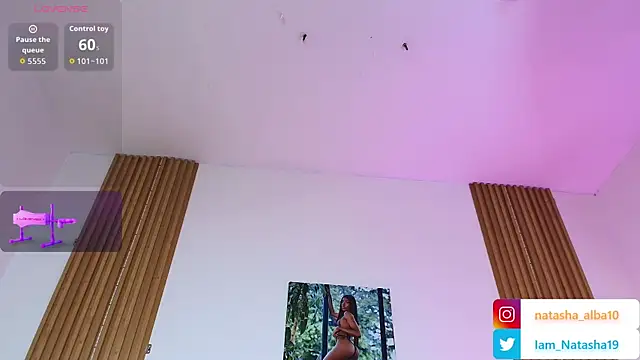 NatashaEgnath webcam