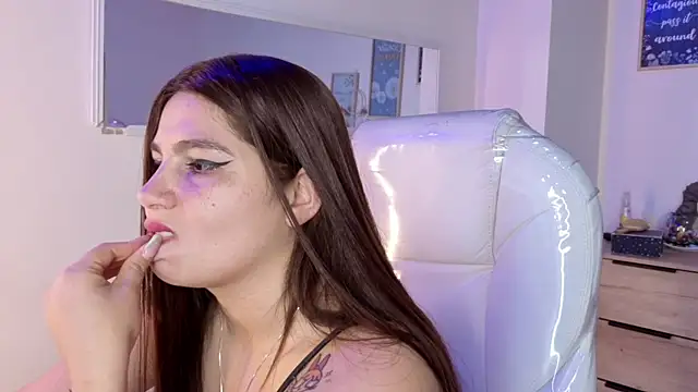 bluee_hazell webcam