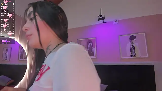 elodie_walker (F teen) - your name on my bigass 🔥🔥