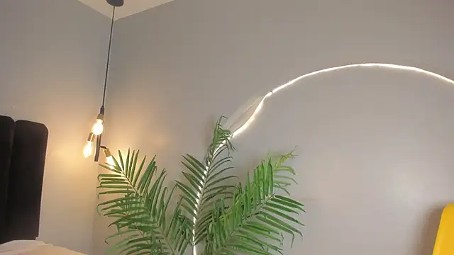 Juli_Casanova webcam
