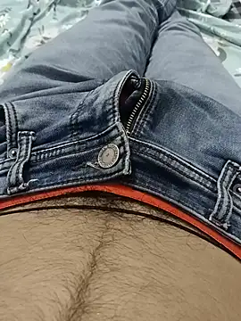 Rocky-badboy_cum4me's cam show statistics and live stream