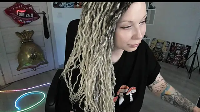 HoneySallyMoore webcam