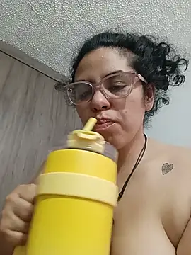 Anne_purple webcam