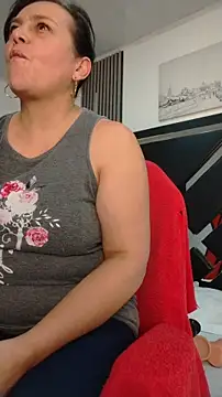 Natasha_miilf webcam