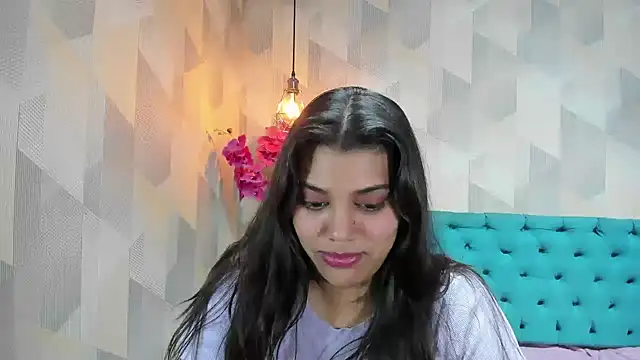 LindaBreeS webcam