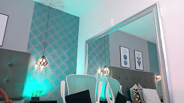 AmbarRoberts_ webcam