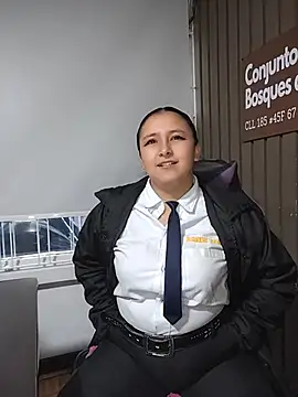 Cute_Penelope webcam