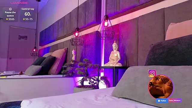 luna_blannco webcam