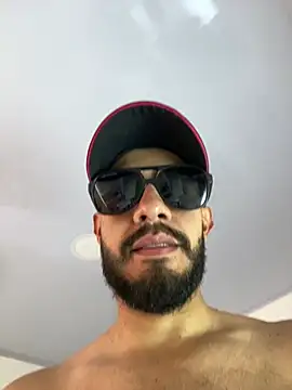 Elferjuan1310 webcam