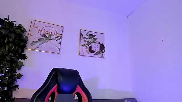 Maddie_Ray webcam
