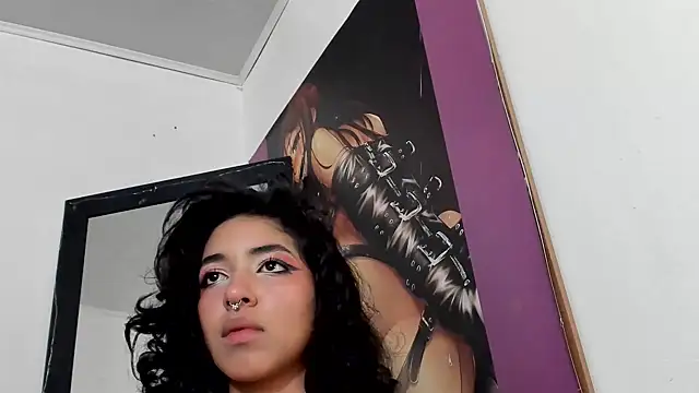Aronandmoli69 webcam