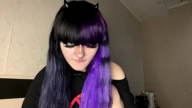 HolyCute webcam