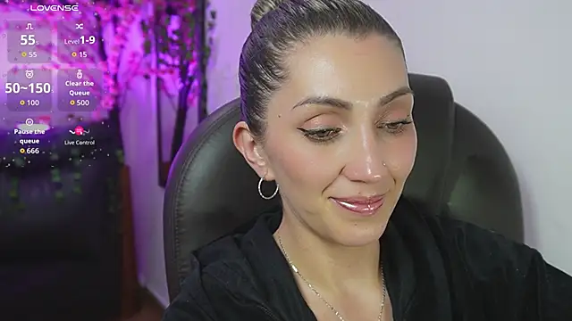 Watch anny_sweet72 live on EroticFlix - High definition streams