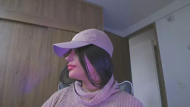 Layla_Nicols webcam