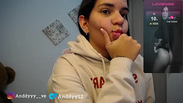 Anddyy__ webcam