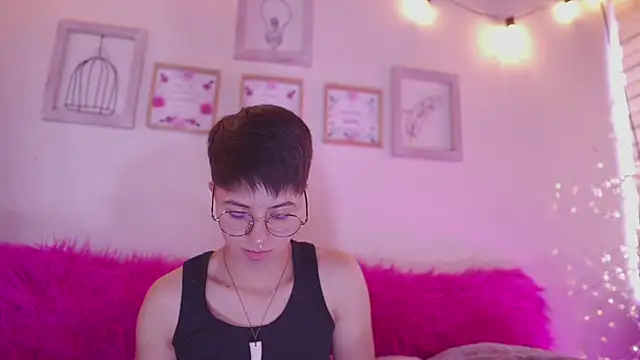 tommy_blue webcam
