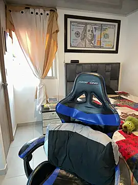 Lucas_Venom webcam