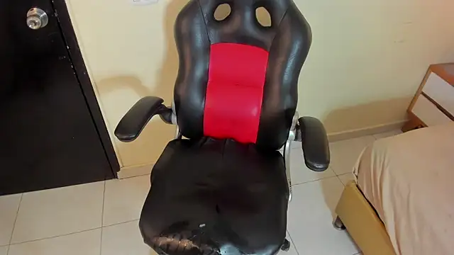 MELISSAROUGE webcam