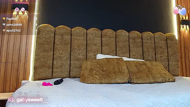 Watch GabySweett_ live on EroticFlix - High definition streams